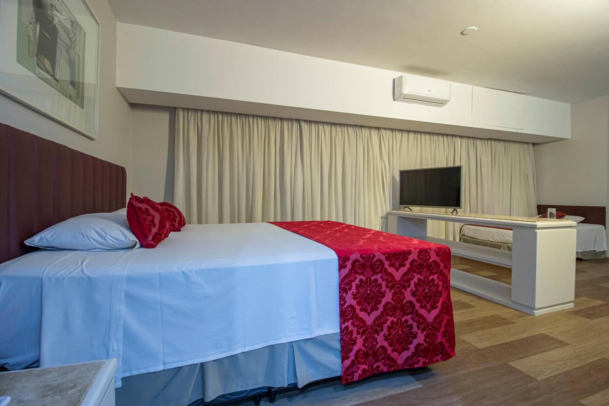 Hotel Victoria Villa Curitiba By Nacional Inn Exterior photo